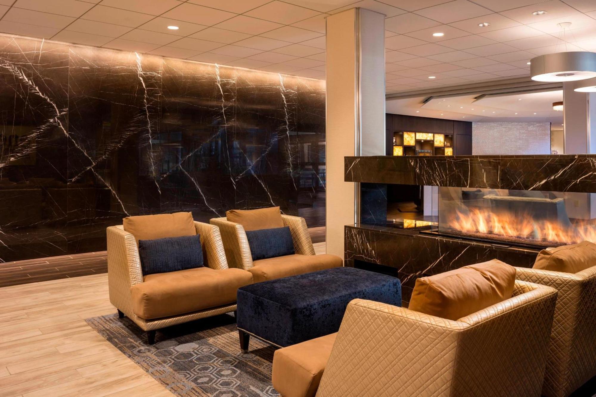 Four Points By Sheraton Norwood Conference Center Dış mekan fotoğraf